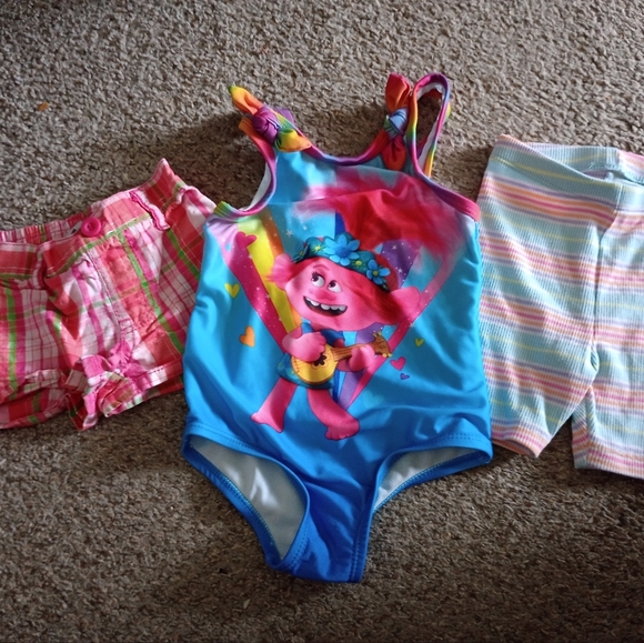 17 piece girls lot - Picture 5 of 16